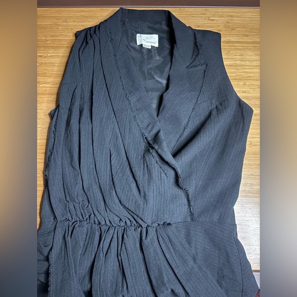 GUC Band Of Outsiders- Black Wool Ruched Tuxedo Midi Dress. Size 0 - Picture 7 of 11